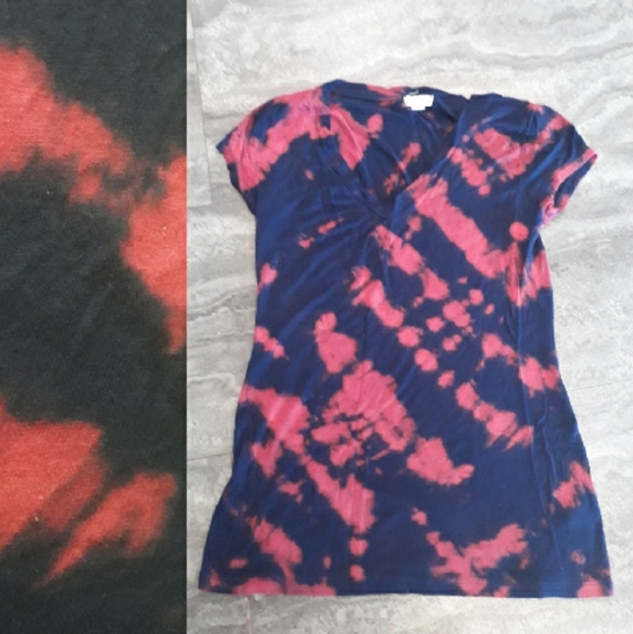 Custom Bleach Tie Dye Stretchy Tee - Size Large Red/Blue Slim Fit Tee Shirt - Picture 2 of 7